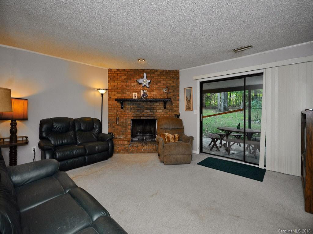 213 Dundeve Circle - Photo 8