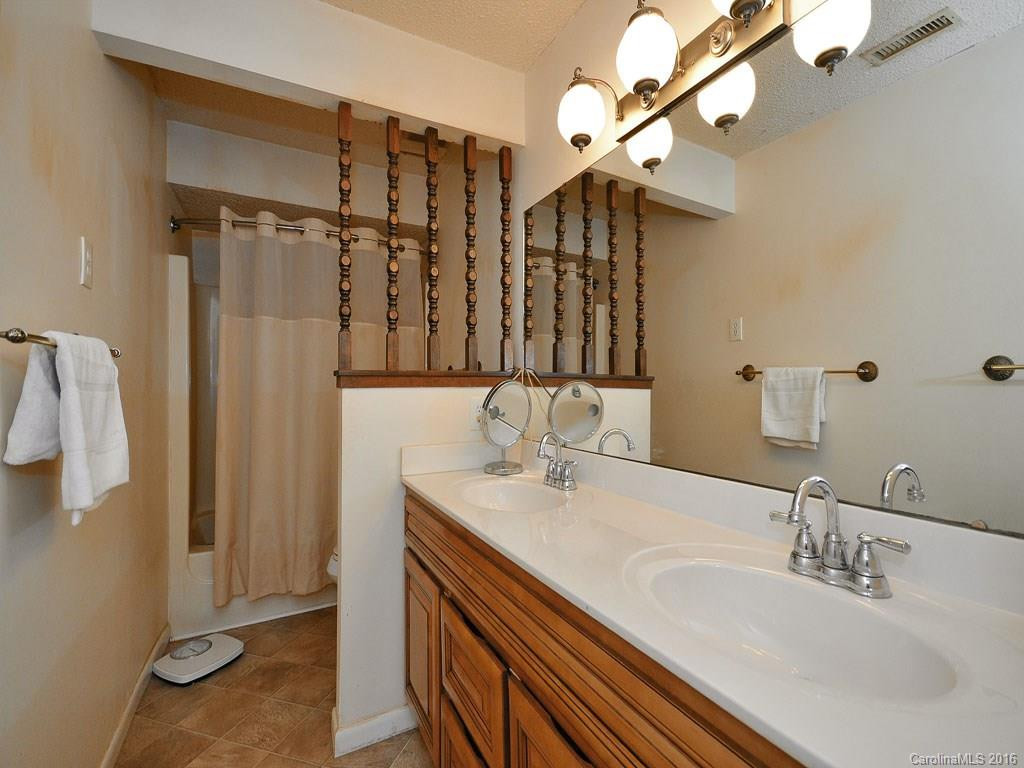 213 Dundeve Circle - Photo 10