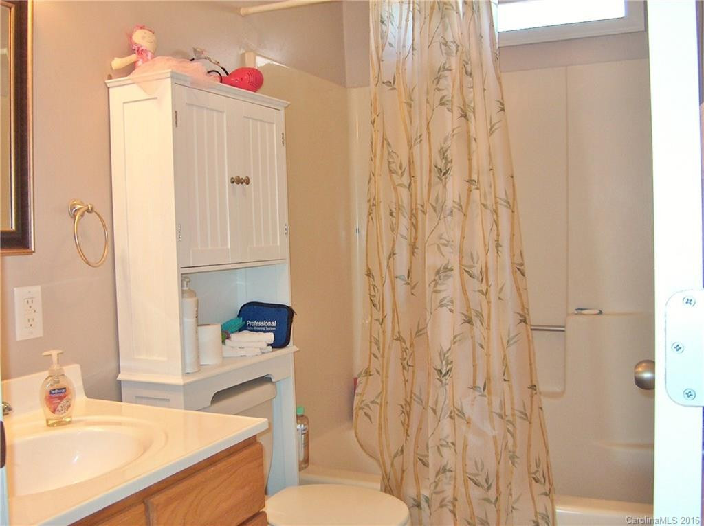 203 Winchester Drive - Photo 12