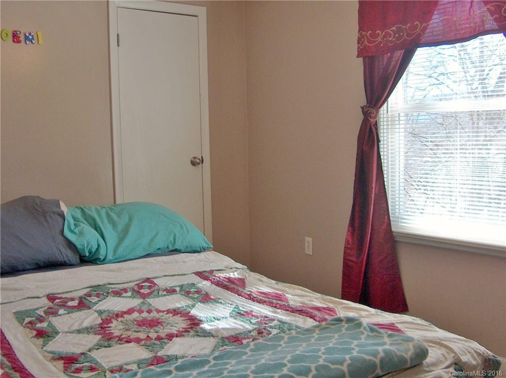 203 Winchester Drive - Photo 13