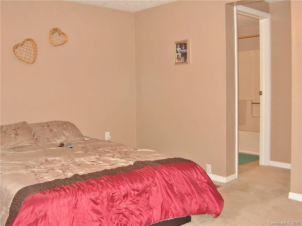 203 Winchester Drive - Photo 14