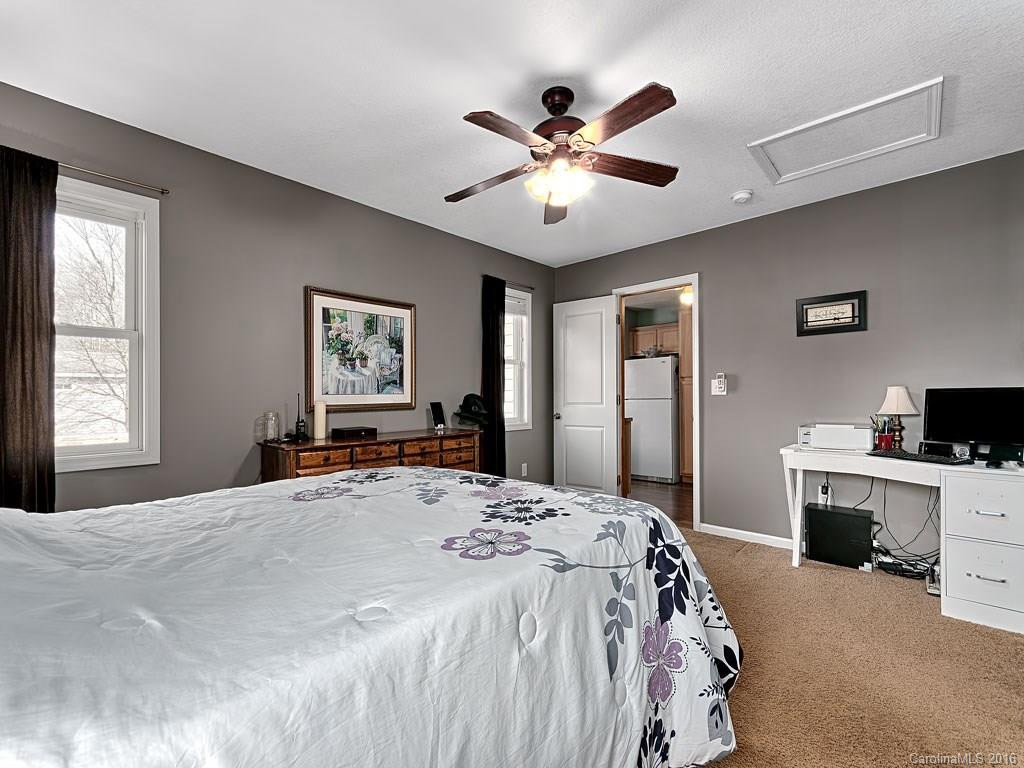 171 Moody Avenue - Photo 7