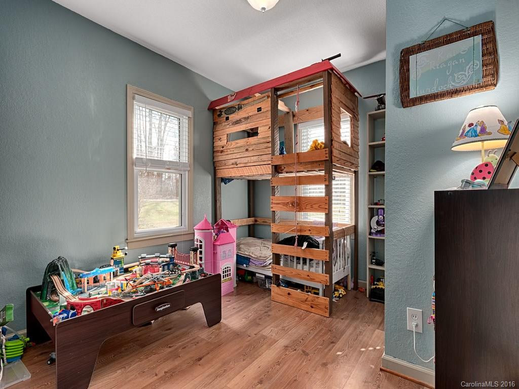 171 Moody Avenue - Photo 8