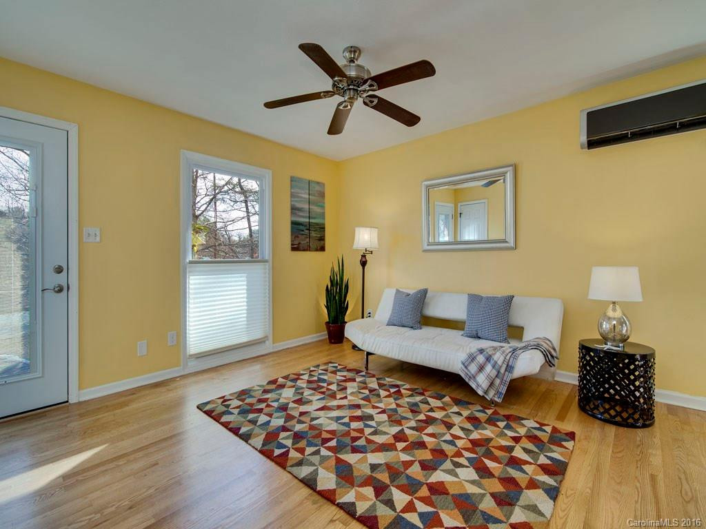 39 Mcdade Street - Photo 2
