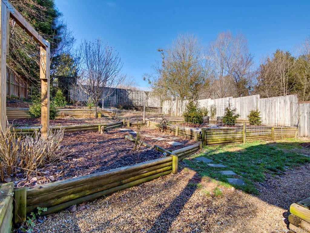39 Mcdade Street - Photo 13