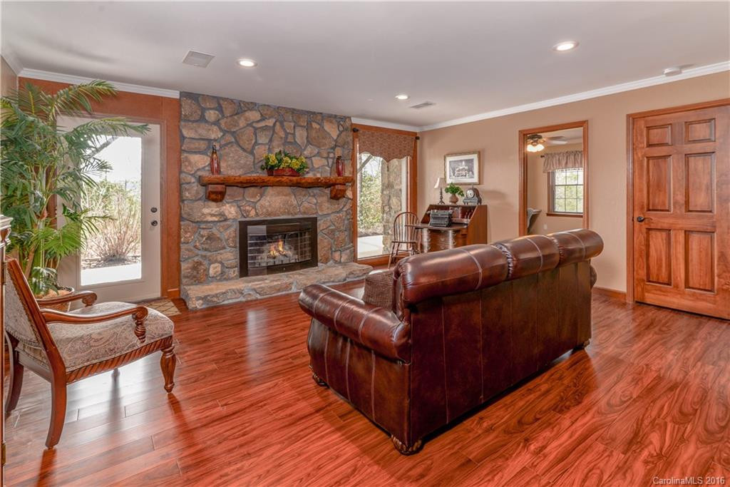 549 Hunters Glen Lane - Photo 16