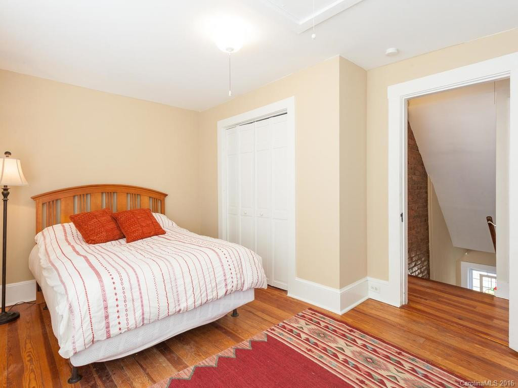 46 Chestnut Street - Photo 18
