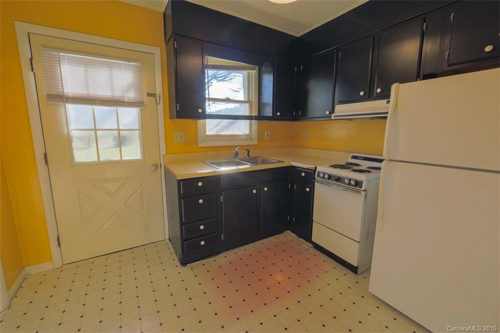 14 Berry Hill Road - Photo 20