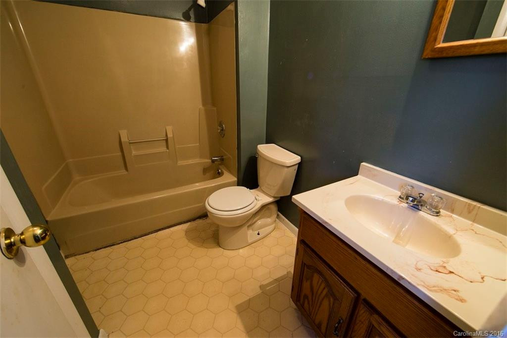 14 Berry Hill Road - Photo 21