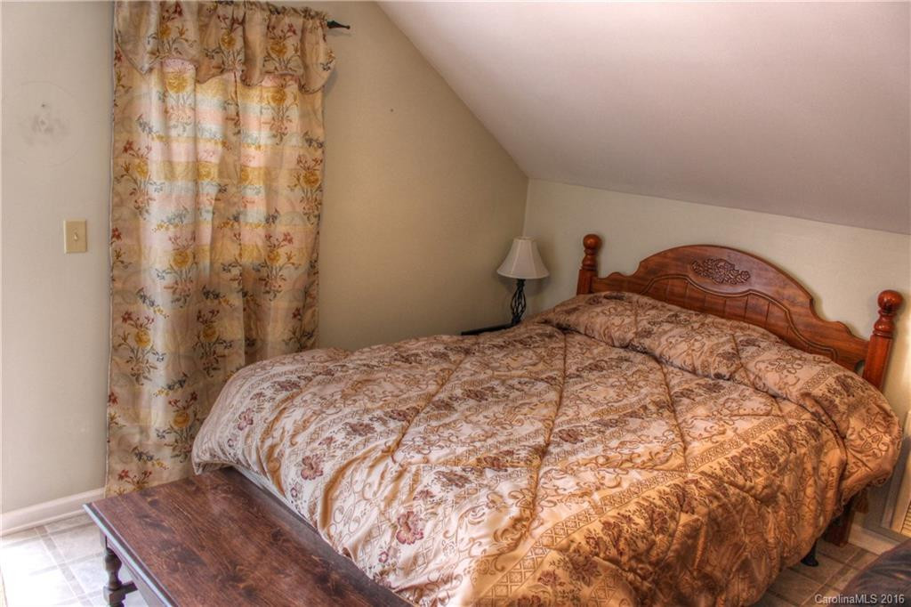 24 Taylor Mountain Road - Photo 9