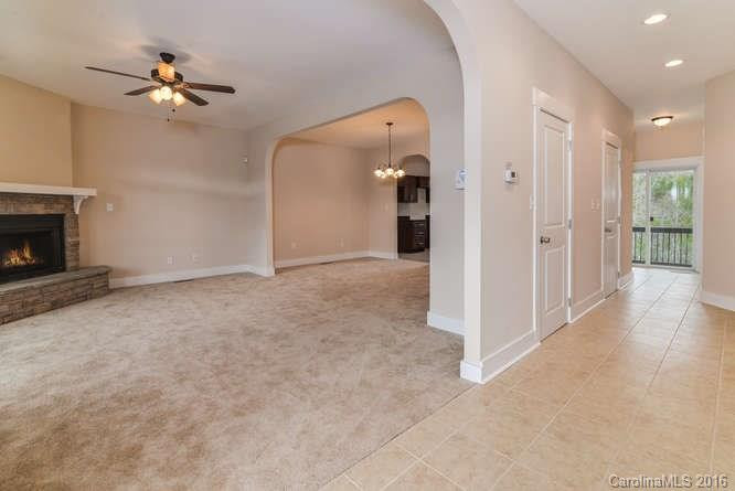 27 Walnut Springs Drive #5D - Photo 2