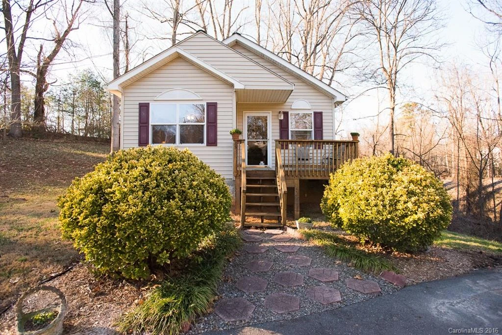 25 Pinecrest Drive