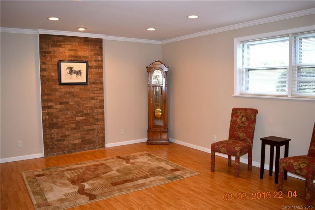 129 Whisperwood Drive - Photo 16