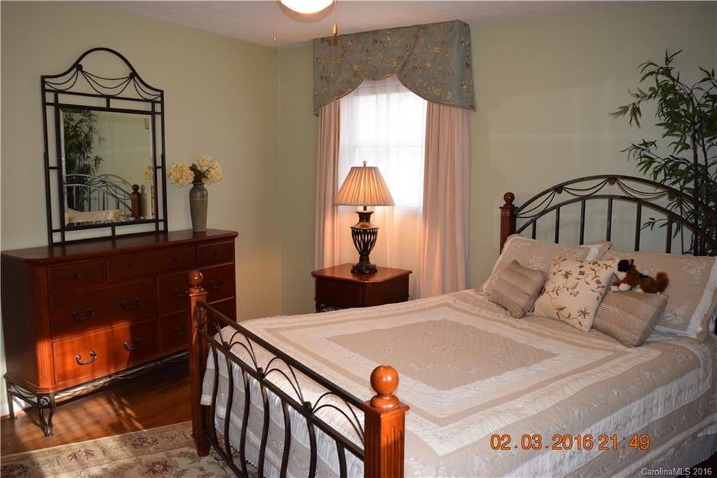 129 Whisperwood Drive - Photo 10