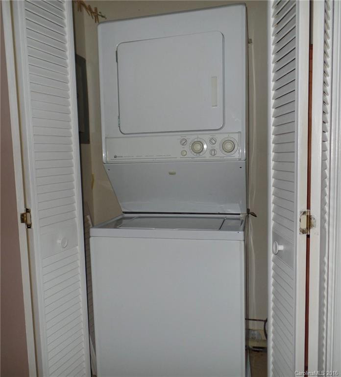 319 Greenville Highway #401 - Photo 12