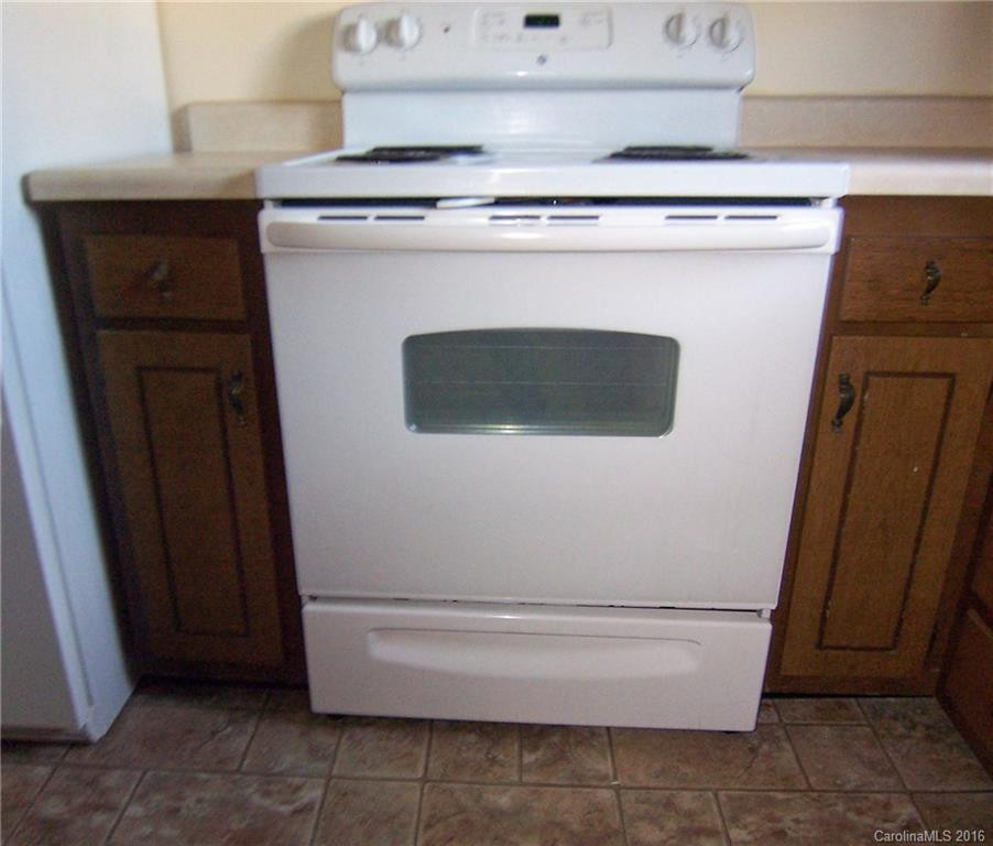 319 Greenville Highway #401 - Photo 6