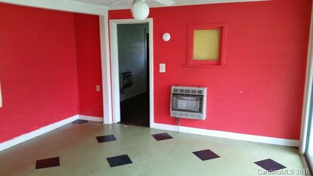 5640 Paint Fork Road - Photo 3
