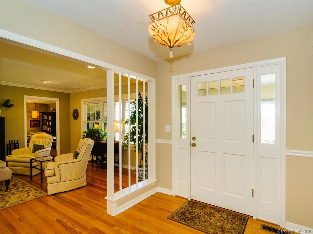 3 Appian Way - Photo 2