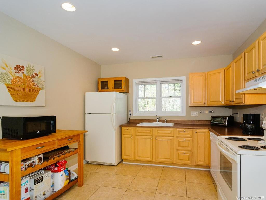 3 Appian Way - Photo 18