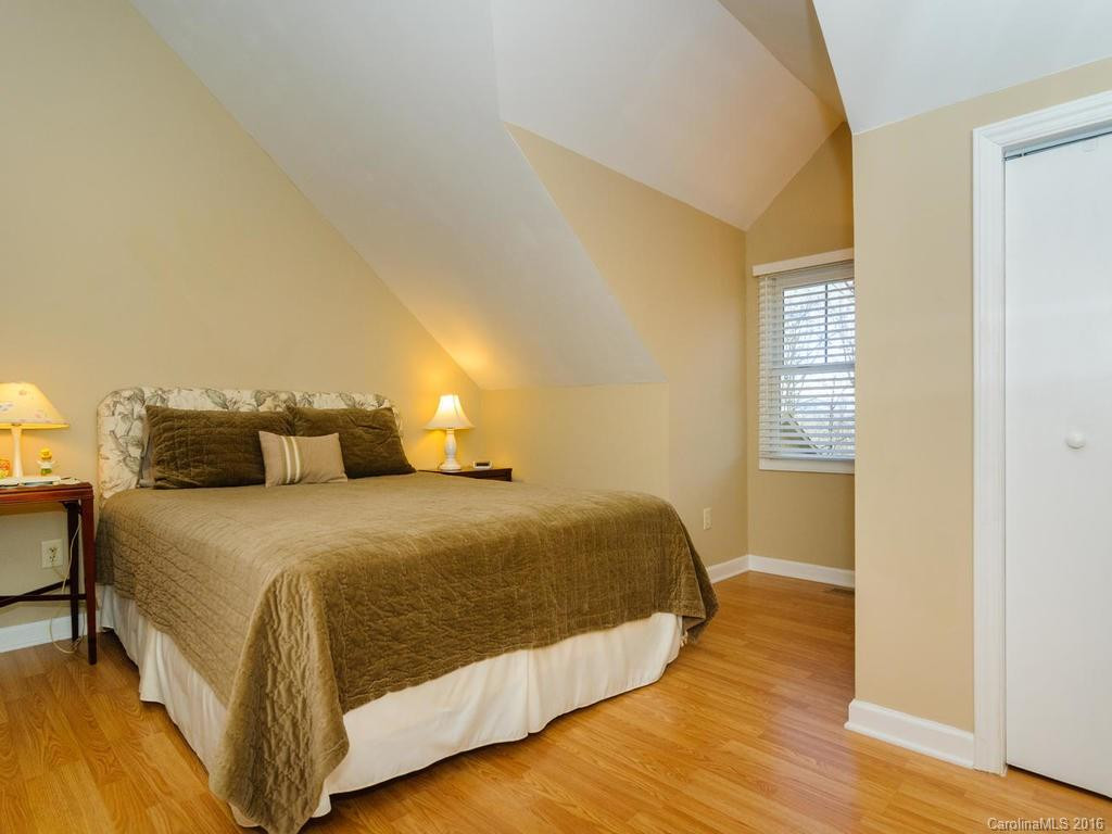 3 Appian Way - Photo 21