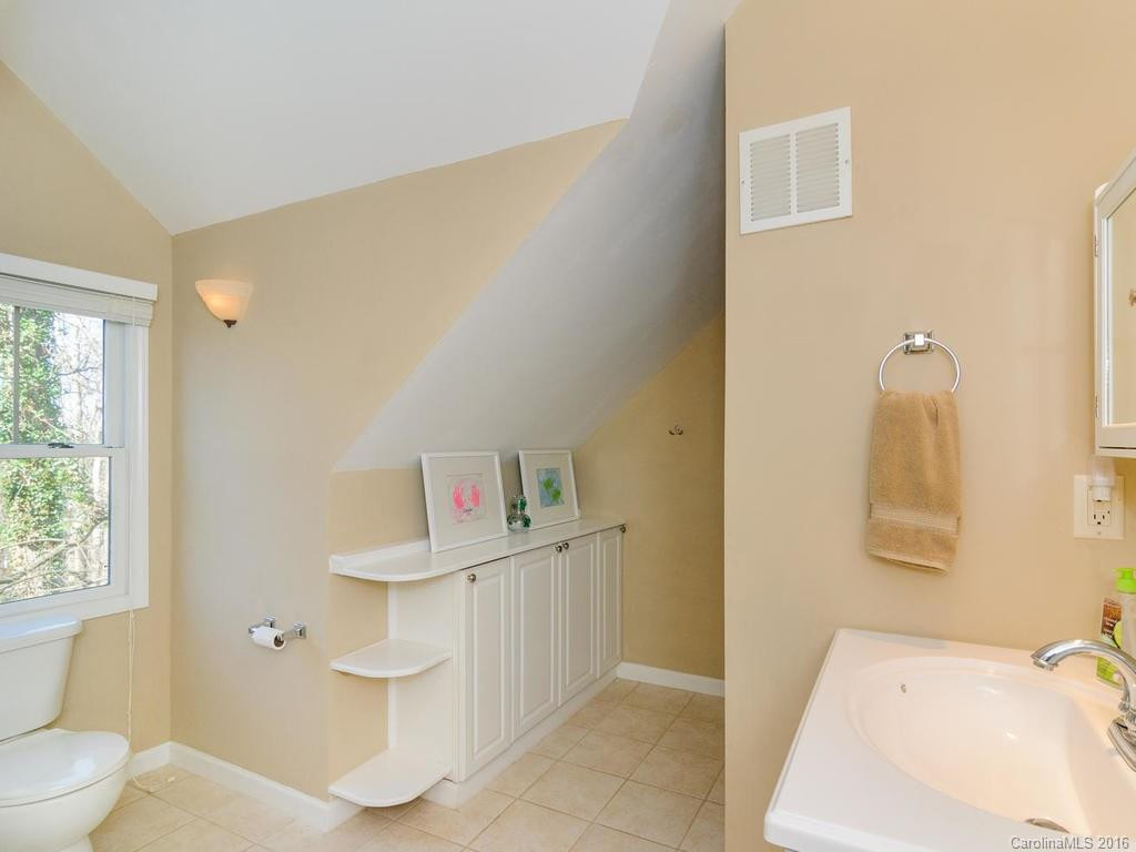 3 Appian Way - Photo 22