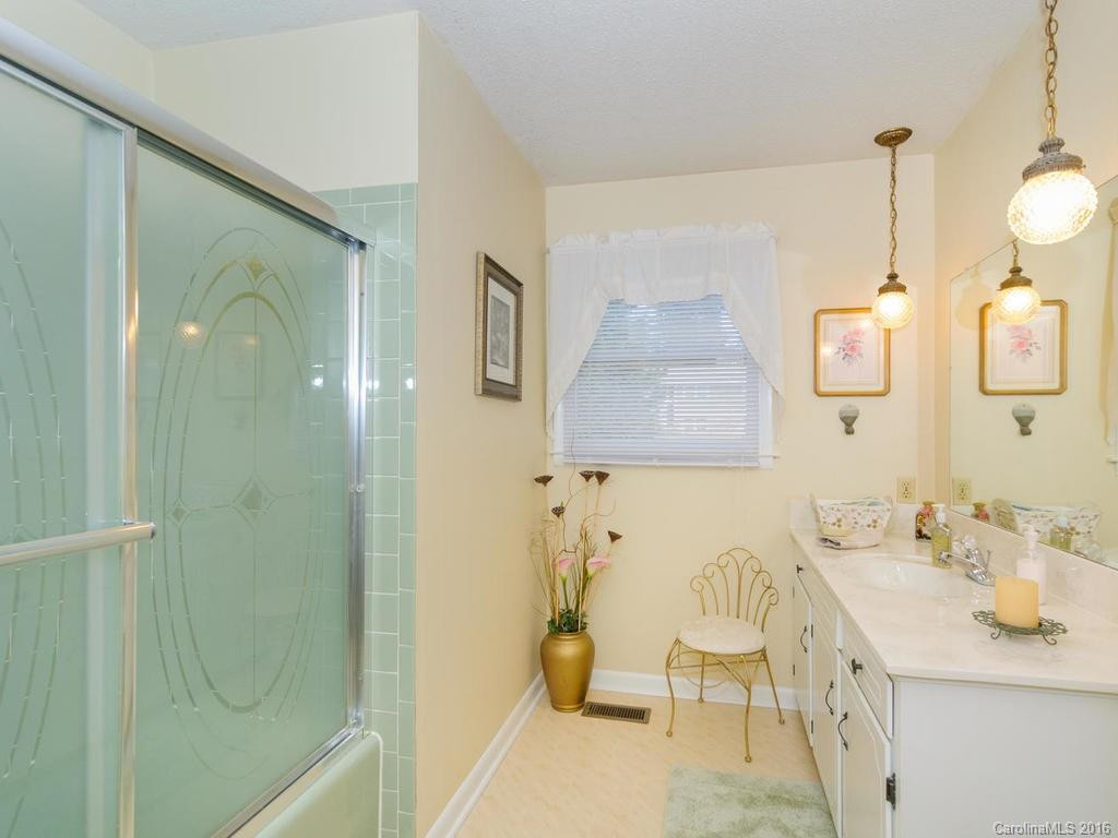108 Brentwood Drive - Photo 18