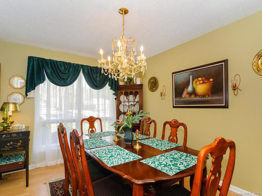 108 Brentwood Drive - Photo 5