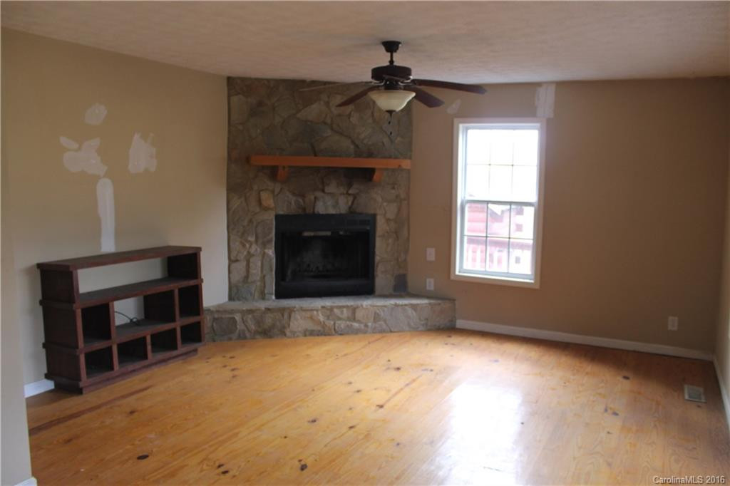 1264 Beaverdam Street - Photo 3