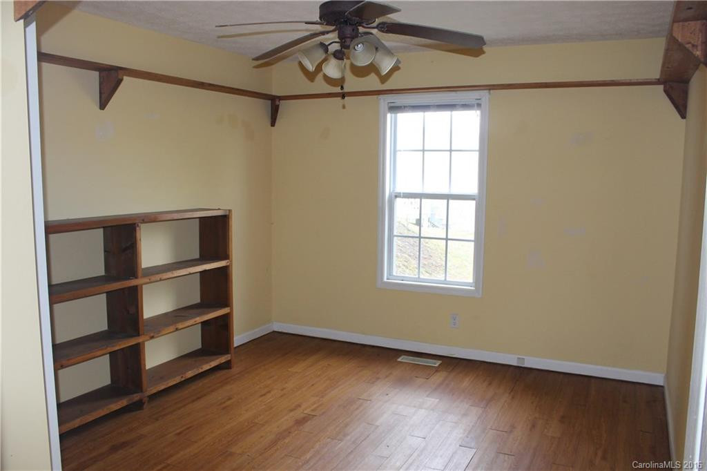 1264 Beaverdam Street - Photo 4