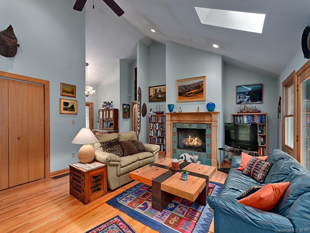 68 Brookwood Road - Photo 2