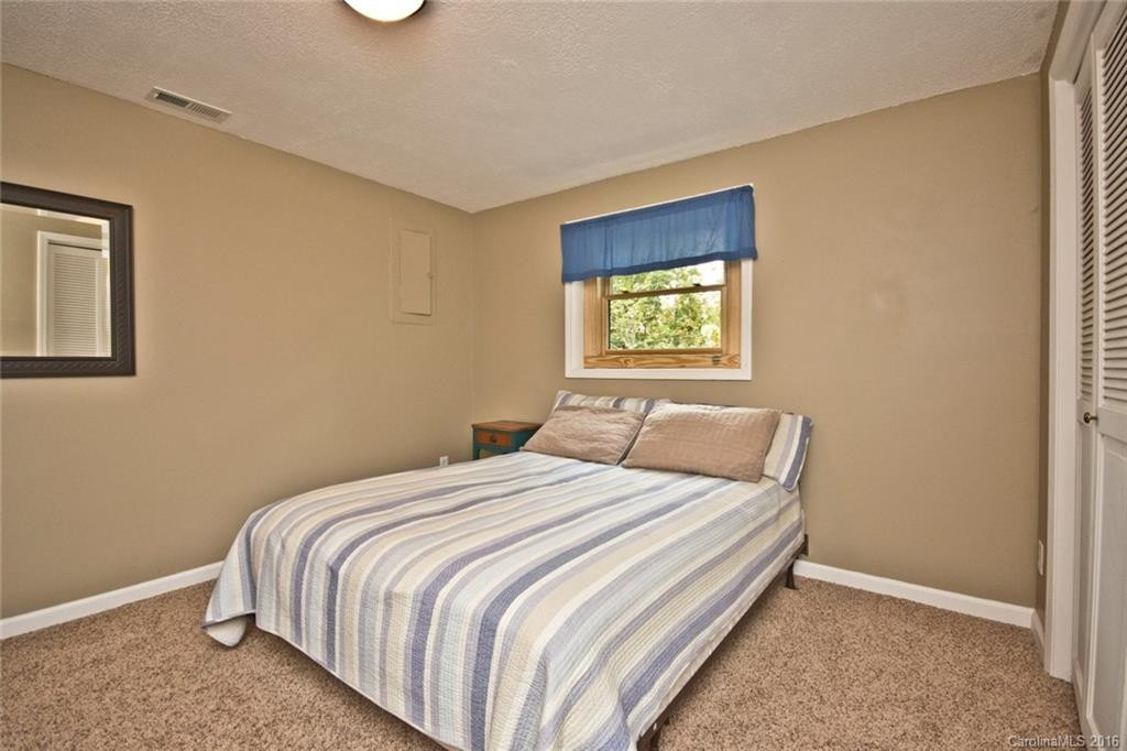 197 Laurel Road - Photo 18