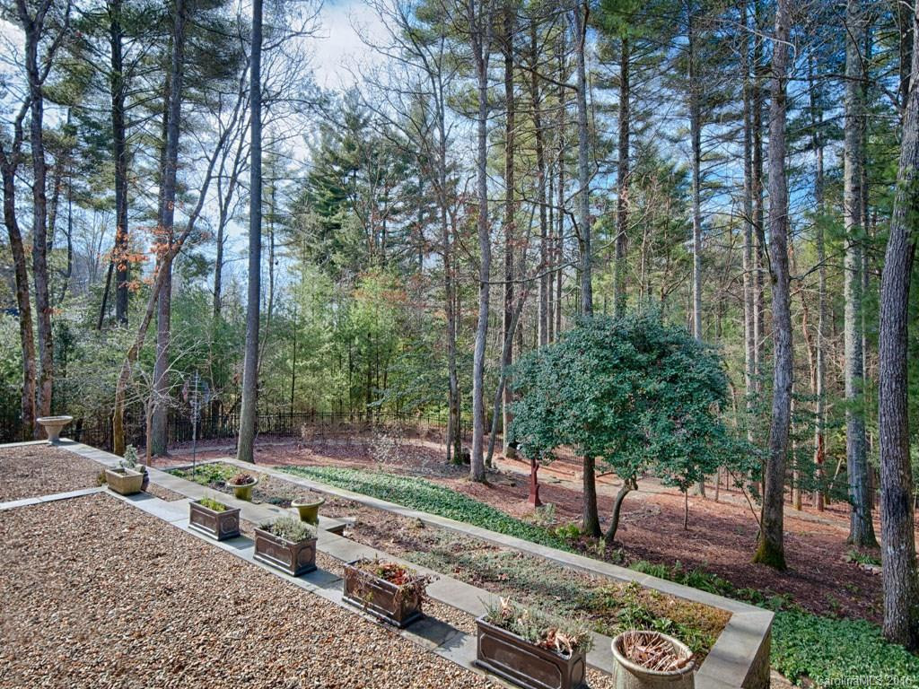 21 Nethermead Drive #34 - Photo 22