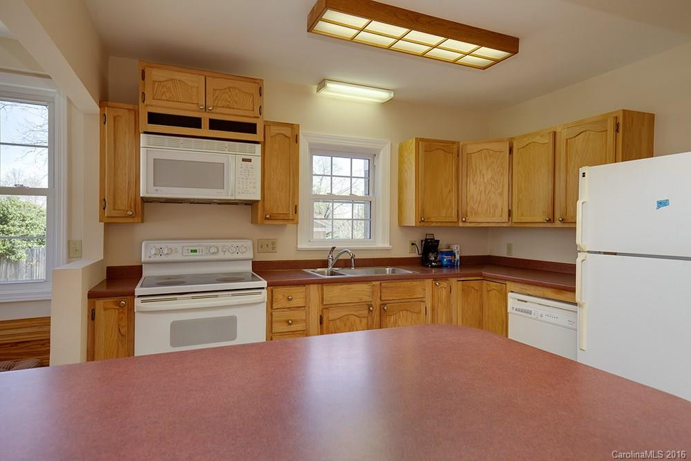 177 Franklin Street - Photo 3
