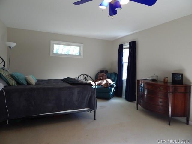 1370 Rector Corner Road - Photo 6