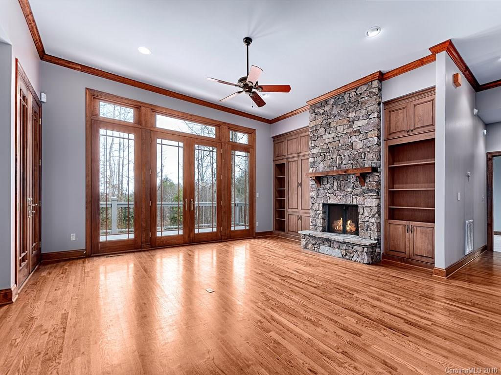 439 Dunroy Drive - Photo 4