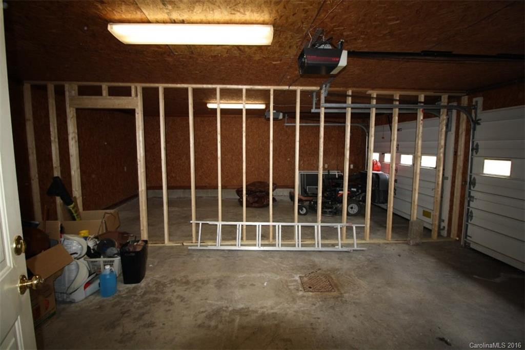 562 Mountain Road - Photo 12