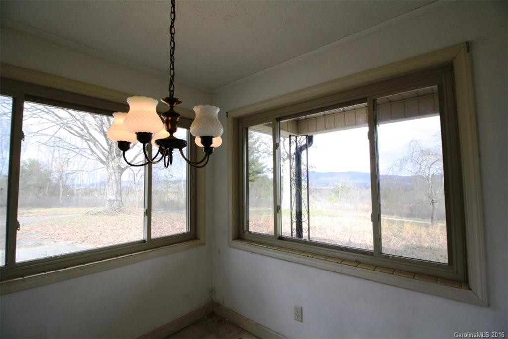 562 Mountain Road - Photo 6