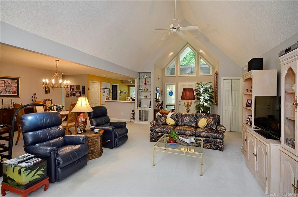 428 Ledgemont Court #428 - Photo 2