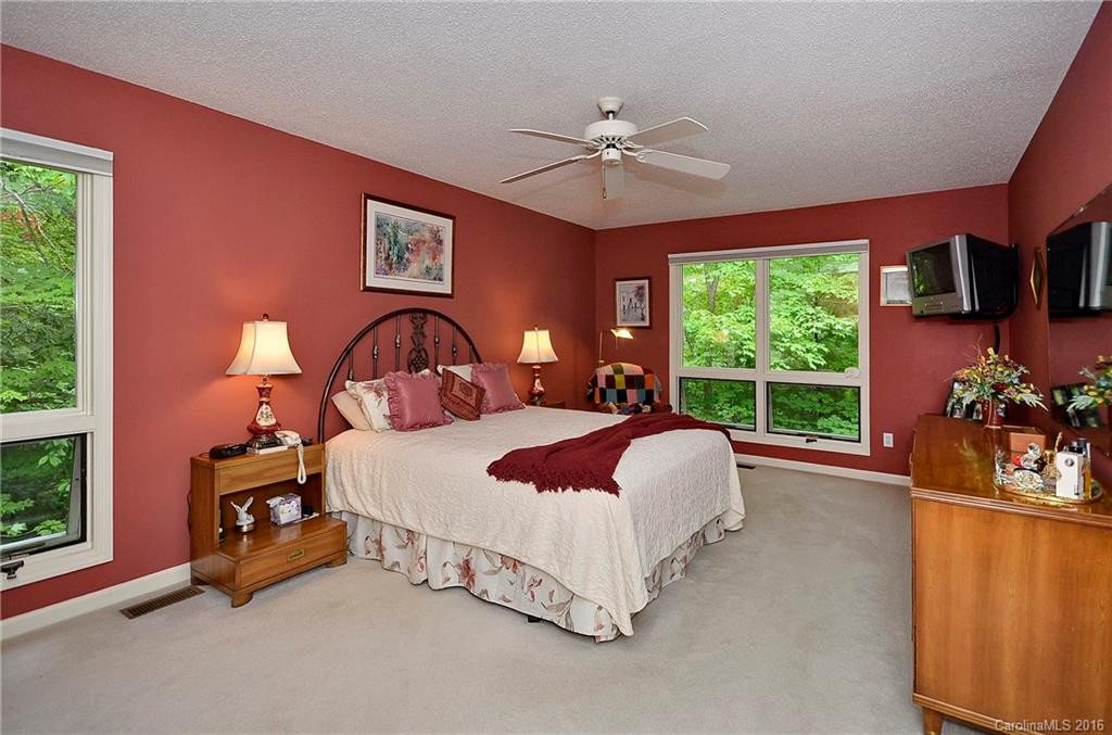 428 Ledgemont Court #428 - Photo 9