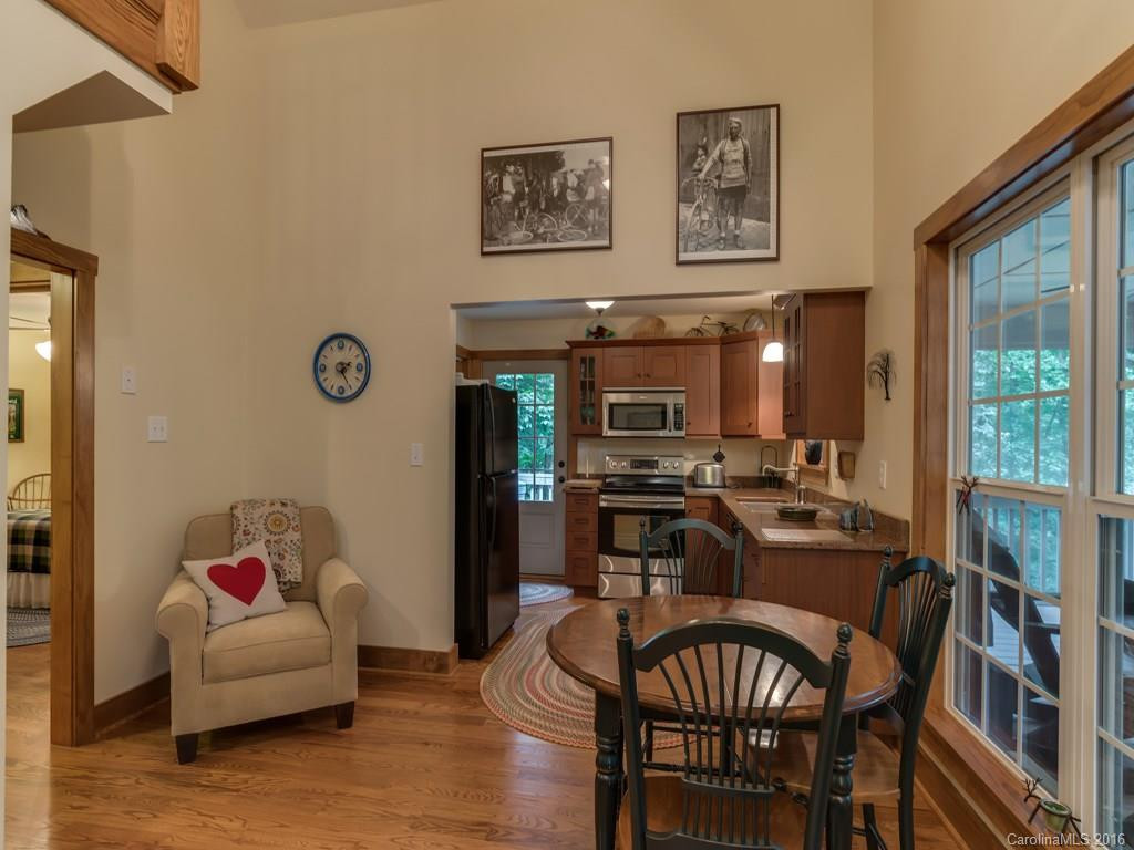 3324 Green River Cove Road - Photo 6