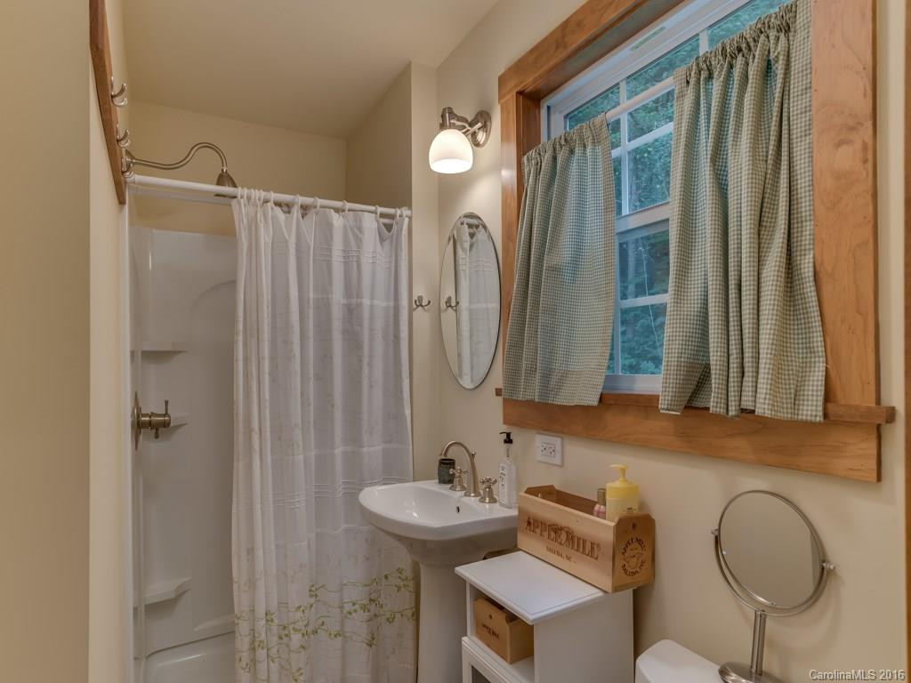 3324 Green River Cove Road - Photo 10