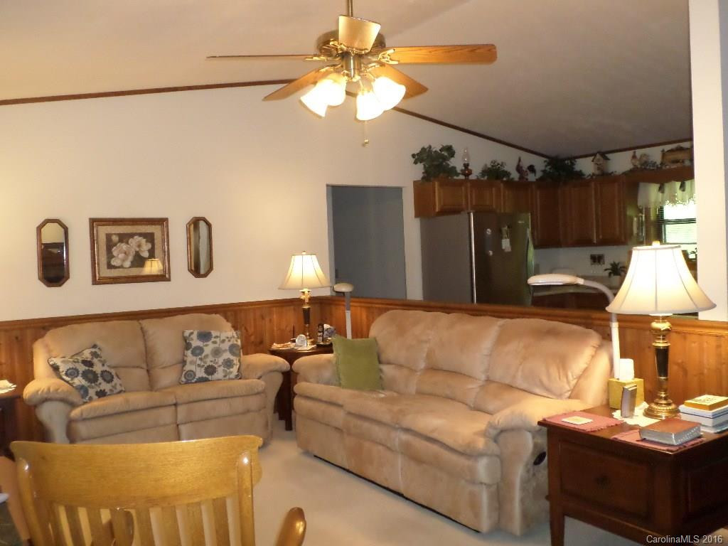 225 Mystic Cove - Photo 2
