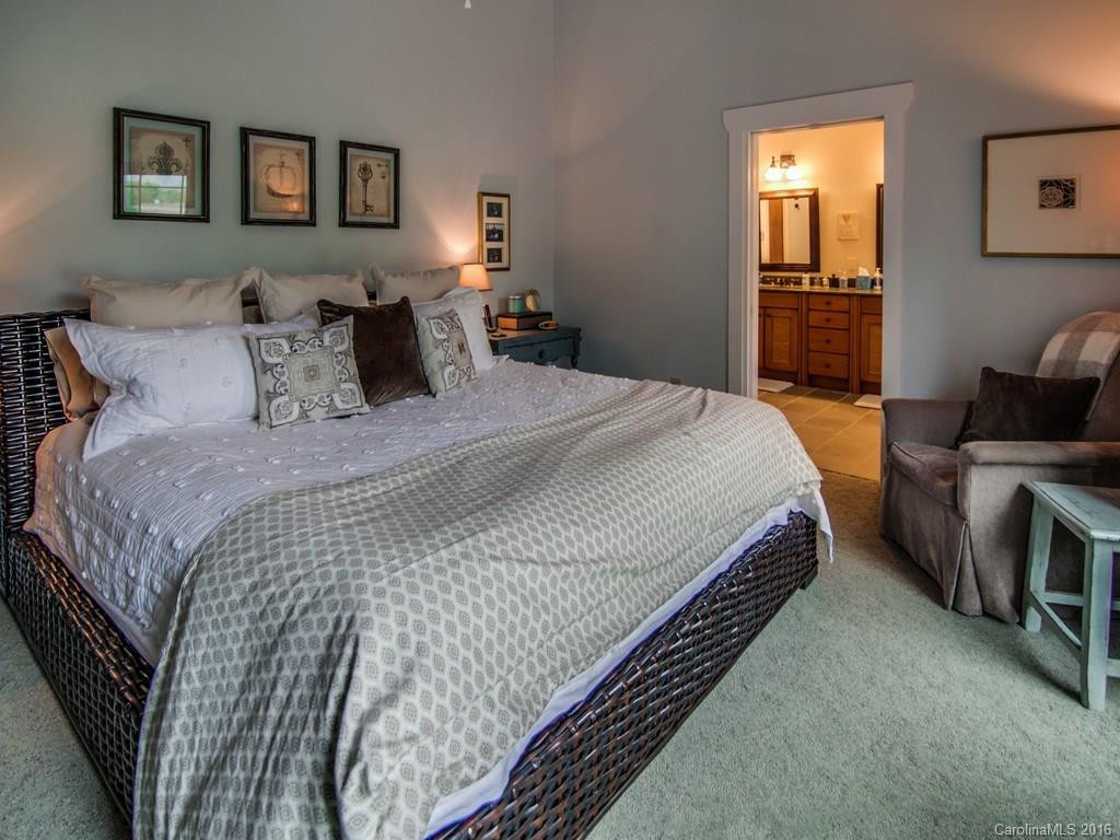 235 Deerwood Drive - Photo 12