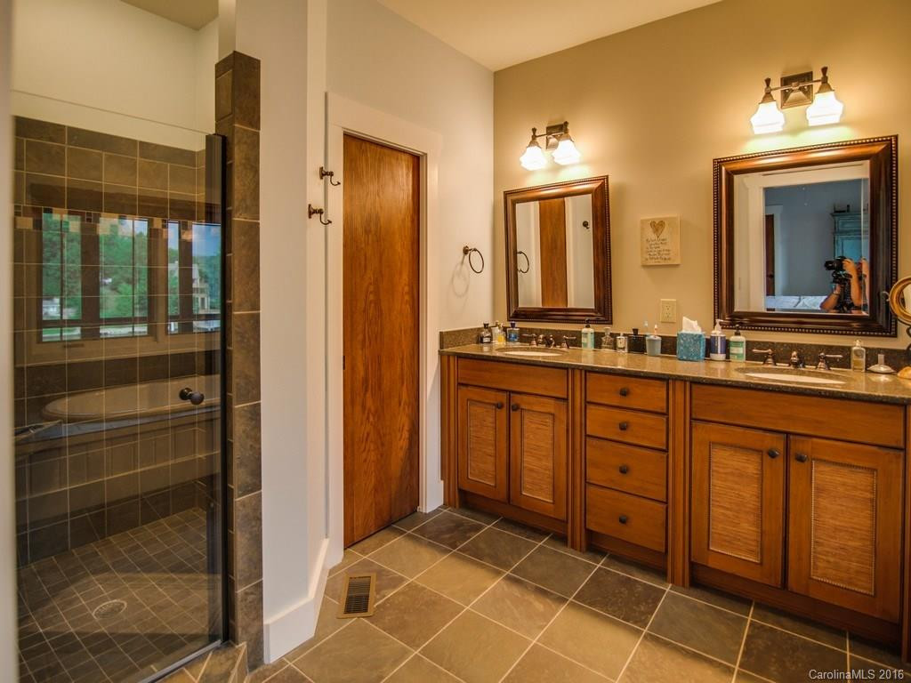 235 Deerwood Drive - Photo 14