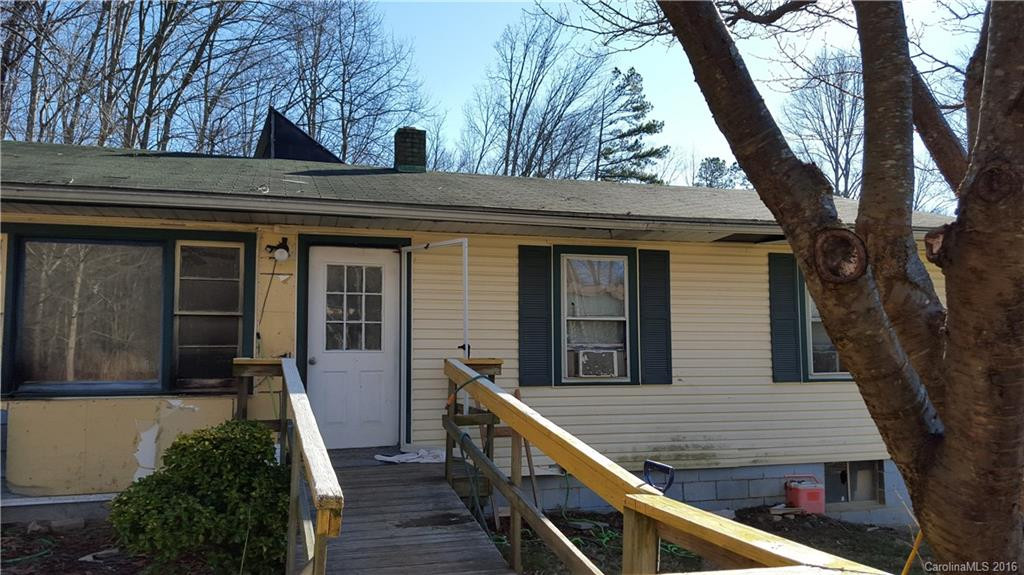 582 Salisbury Road - Photo 3