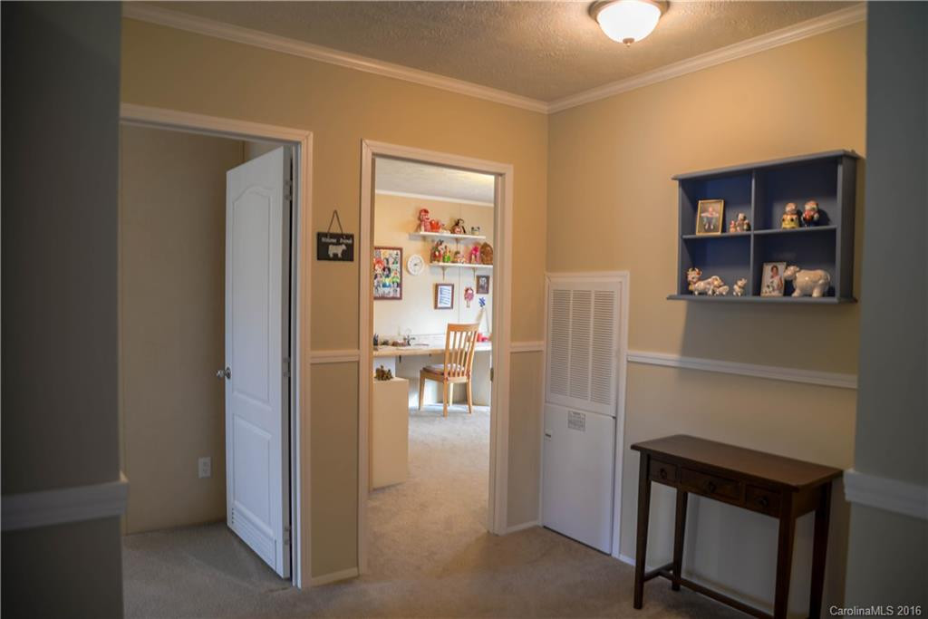 186 Laurel Terrace Court - Photo 16