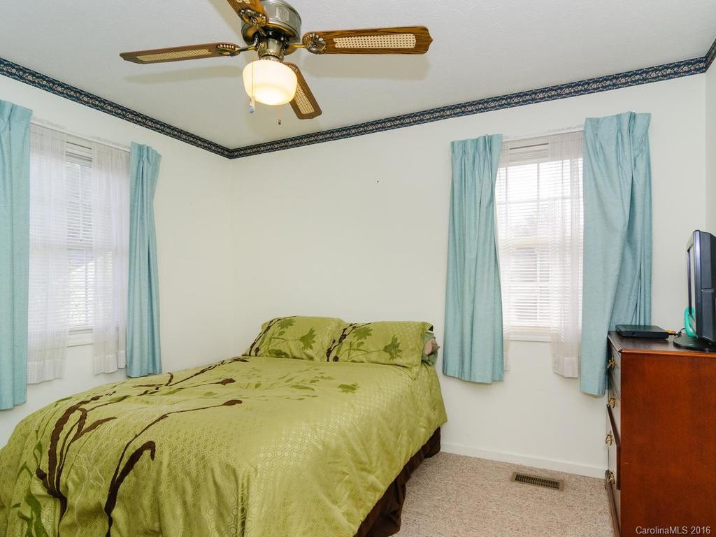 124 Serenity Circle - Photo 16