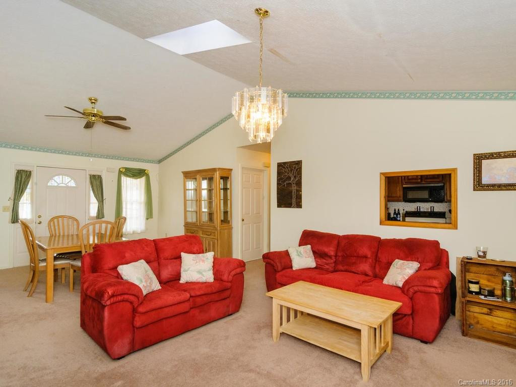 124 Serenity Circle - Photo 3