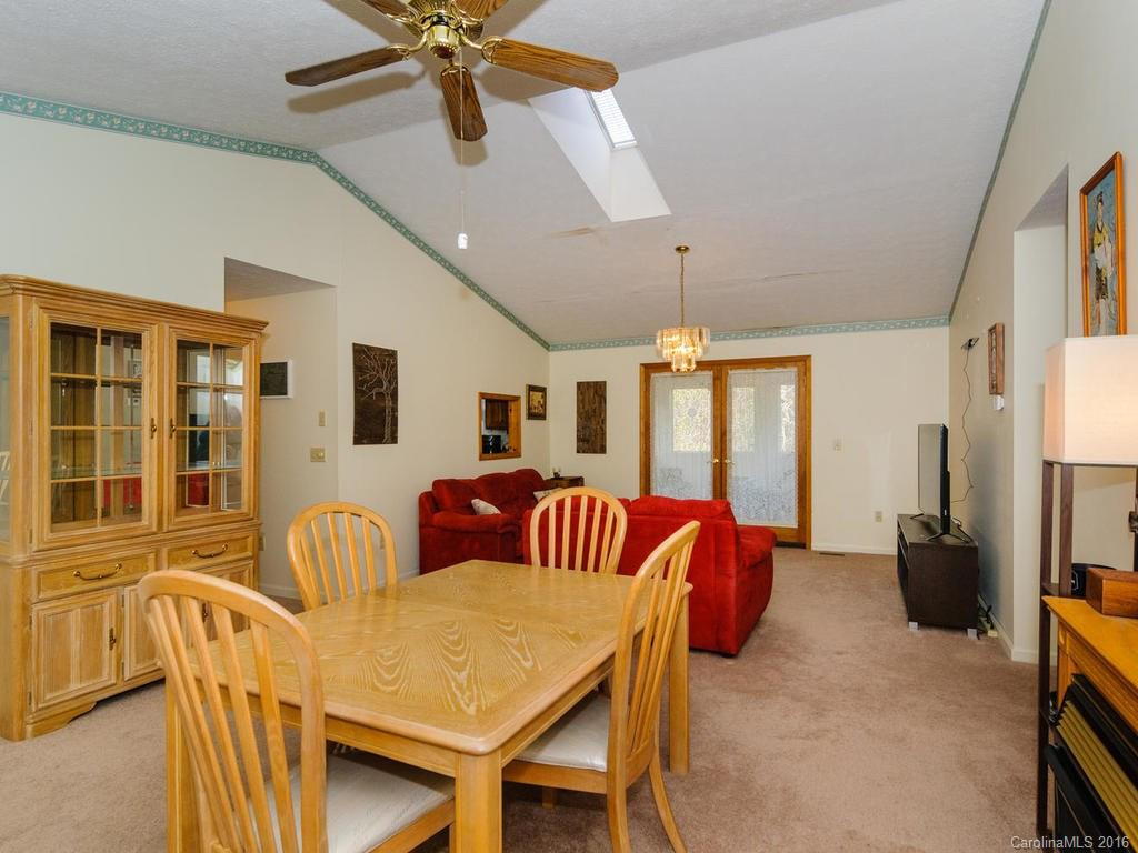 124 Serenity Circle - Photo 4