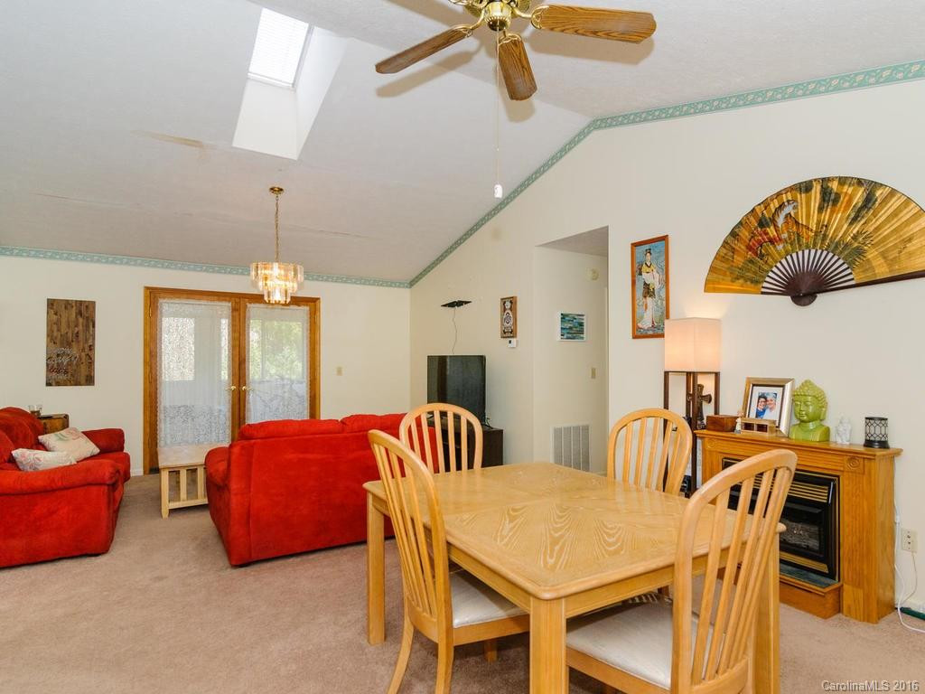 124 Serenity Circle - Photo 5